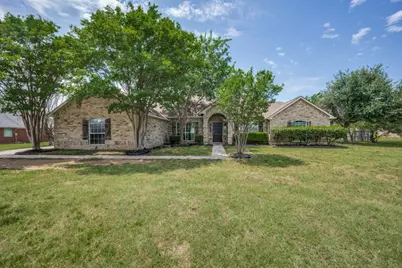 802 Fairmeadow Circle, Krugerville, TX 76227 - Photo 2