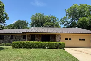 2545 Phelps St, Stephenville, TX 76401 - Photo 1