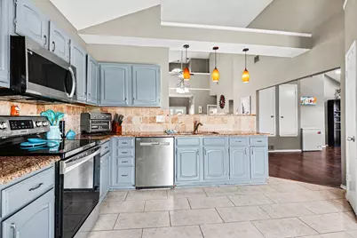 4202 Harvest Hill Road, Carrollton, TX 75010 - Photo 8
