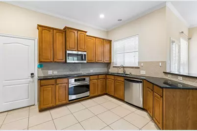8624 Iron Horse Drive, Irving, TX 75063 - Photo 6