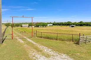 1795 Melton Rd, Sanger, TX 76266 - Photo 1