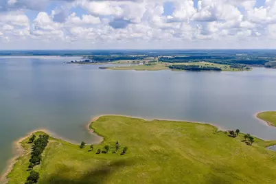 220 Lakeshore Lane, Windom, TX 75492 - Photo 38