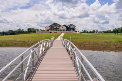 220 Lakeshore Lane, Windom, TX 75492 - Photo 34