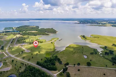 220 Lakeshore Lane, Windom, TX 75492 - Photo 2