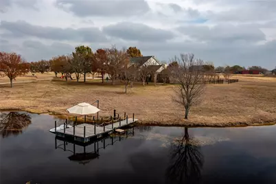 364 Parker Road #A, Van Alstyne, TX 75495 - Photo 2