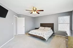 1404 Ross Dr, Lewisville, TX 75067 - Photo 10