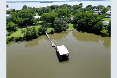 302 Collum Drive, Lake Bridgeport, TX 76426 - Photo 36
