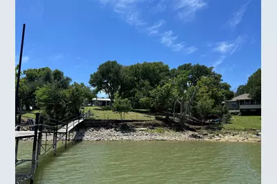 302 Collum Drive, Lake Bridgeport, TX 76426 - Photo 40