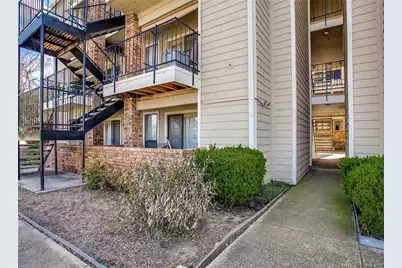 1501 E Interstate 30 #320, Garland, TX 75043 - Photo 10