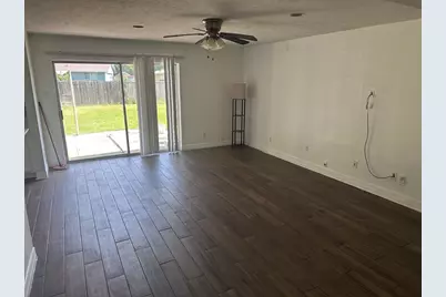 2103 Carlton Road, Carrollton, TX 75007 - Photo 2