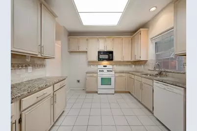 10400 Napa Valley Drive, Frisco, TX 75035 - Photo 20