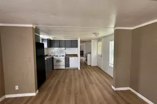 204 W Tarrant St, Cumby, TX 75433 - Photo 2