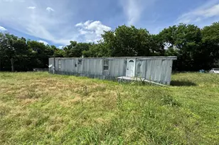 204 W Tarrant St, Cumby, TX 75433 - Photo 14