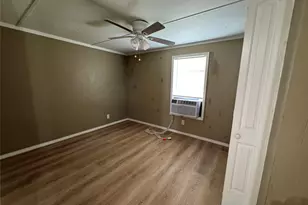 204 W Tarrant St, Cumby, TX 75433 - Photo 12