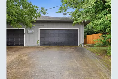 8121 Ferguson Road, Dallas, TX 75228 - Photo 18