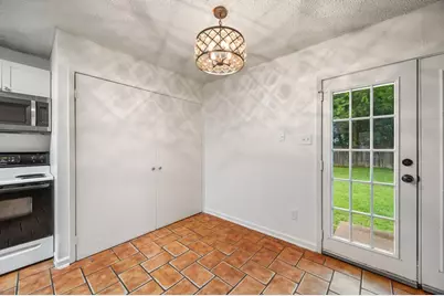 5625 Marlene, Haltom City, TX 76148 - Photo 10