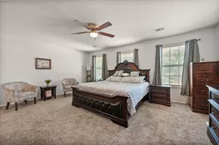 2848 Grandview Dr, Grand Prairie, TX 75052 - Photo 16
