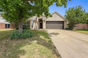 2516 Fairway View Dr, Burleson, TX 76028 - Photo 1