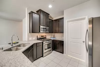 916 Brookville Court, Plano, TX 75074 - Photo 8