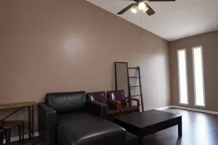 3810 Crater Lake Ct, Irving, TX 75062 - Photo 6