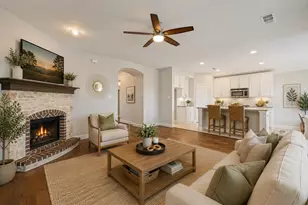 1217 Roadrunner Dr, Little Elm, TX 75068 - Photo 6