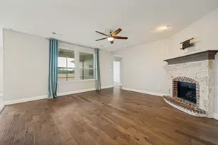 1217 Roadrunner Dr, Little Elm, TX 75068 - Photo 8