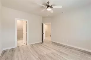 2404 Freshwater Ln, McKinney, TX 75071 - Photo 4