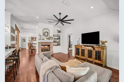 148 Saddle Brook Drive, Hudson Oaks, TX 76087 - Photo 18