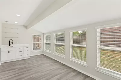 7208 Stonybrooke Drive, North Richland Hills, TX 76182 - Photo 14