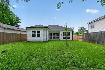3711 Metropolitan Avenue, Dallas, TX 75210 - Photo 20