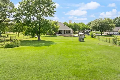7773 Berry Road, Burleson, TX 76028 - Photo 38