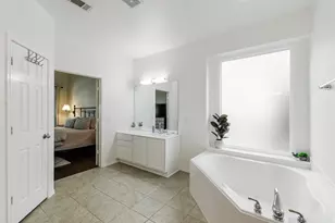 2373 Falcon Point Dr, Frisco, TX 75033 - Photo 12