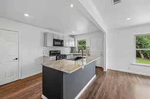 917 NW 8th St, Grand Prairie, TX 75050 - Photo 12