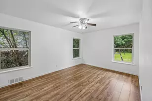 917 NW 8th St, Grand Prairie, TX 75050 - Photo 22