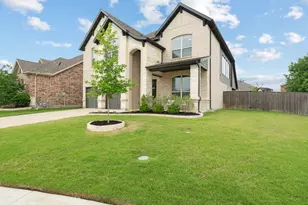 4607 Morning Glory Ln, Mansfield, TX 76063 - Photo 2