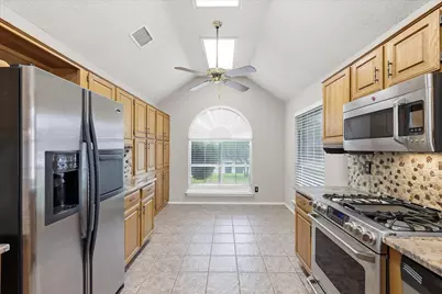 5101 Hearthcrest Drive, Garland, TX 75044 - Photo 14