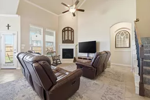 14701 Rocky Face Ln, Fort Worth, TX 76052 - Photo 6