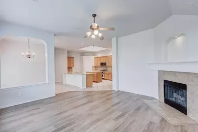512 Wentworth Drive, McKinney, TX 75072 - Photo 10