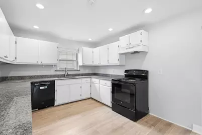 1303 Arizona Avenue, Dallas, TX 75216 - Photo 14