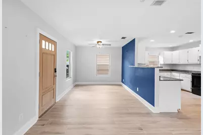 1303 Arizona Avenue, Dallas, TX 75216 - Photo 8
