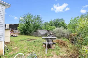 604 S 1st St, San Saba, TX 76877 - Photo 10