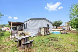 604 S 1st St, San Saba, TX 76877 - Photo 8
