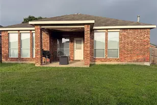 9524 Navarro St, Fort Worth, TX 76036 - Photo 2