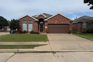 9524 Navarro St, Fort Worth, TX 76036 - Photo 1