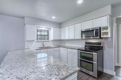 5036 Westway Drive, Little Elm, TX 75068 - Photo 2