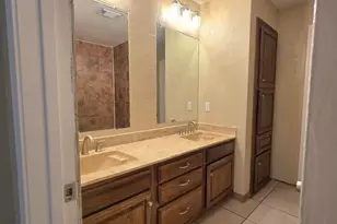 1308 Memory Ln, Arlington, TX 76011 - Photo 8
