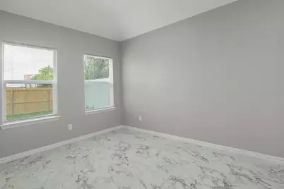 1542 Caldwell Street, Dallas, TX 75223 - Photo 14