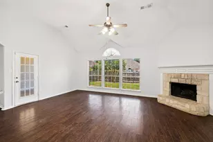 9 Roosevelt Ct, Mansfield, TX 76063 - Photo 10