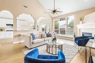 1308 Island Dr, Carrollton, TX 75007 - Photo 2