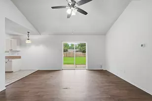 1511 E Tucker Blvd, Arlington, TX 76010 - Photo 8